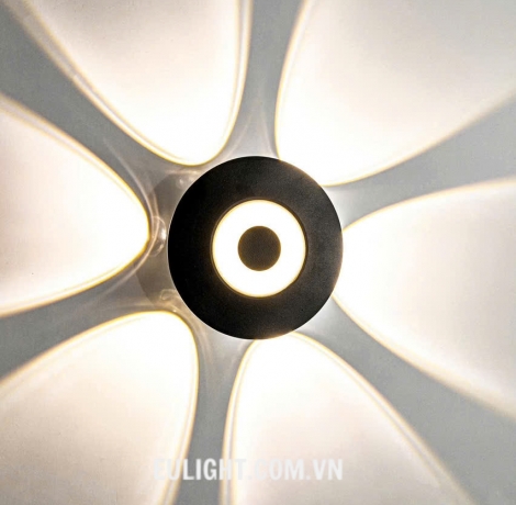 đèn vách gắn tường cao cấp VNT674