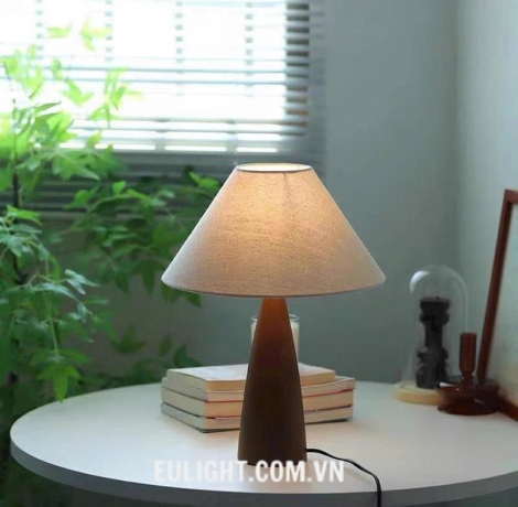 đèn bàn thân gỗ DBG161